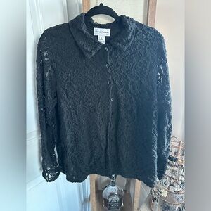 Women’s lace top
